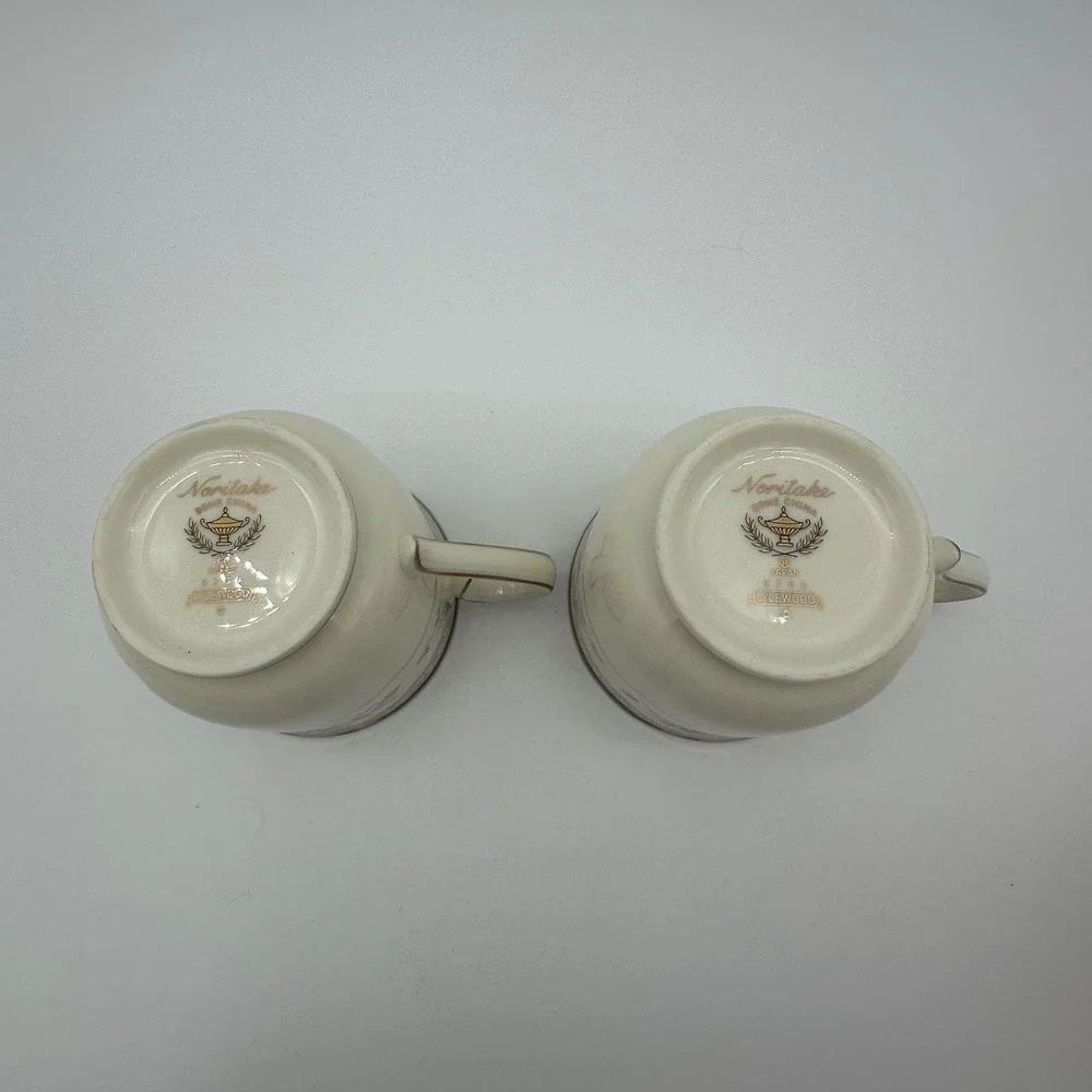 Noritake Lylewood Fine China Tea Cup and Saucer Set of 2 Floral Gold Trim 9760